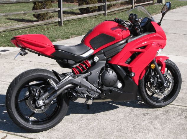 Carénage De Réservoir Pour Kawasaki ER6N 650 (2012-2016) - Pièce De Remplacement D'Occasion - Bon État