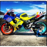 Grip de réservoir Techspec pour Suzuki GSXR600 00-03/GSXR750 00-03/ GSXR1000 01-04