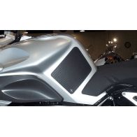 Grip de réservoir Techspec pour BMW K1200R 05-08 / K1300R 09-13