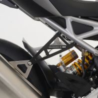 Support d'échappement R&G avec obturateur de repose pieds pour Triumph Speed Triple 1200 21-25